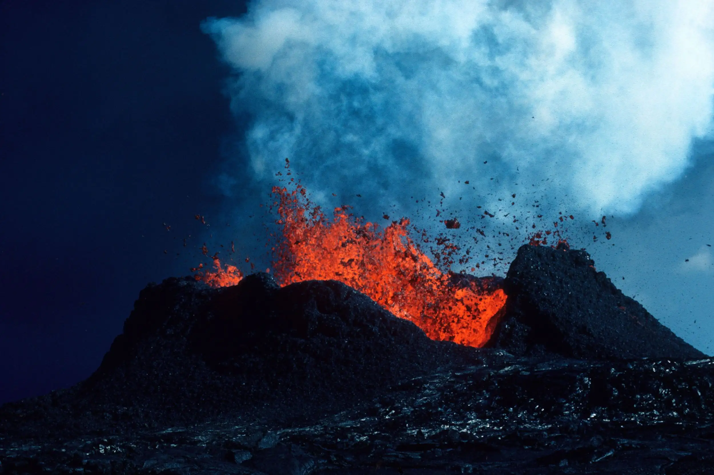MAURICE & KATIA KRAFFT