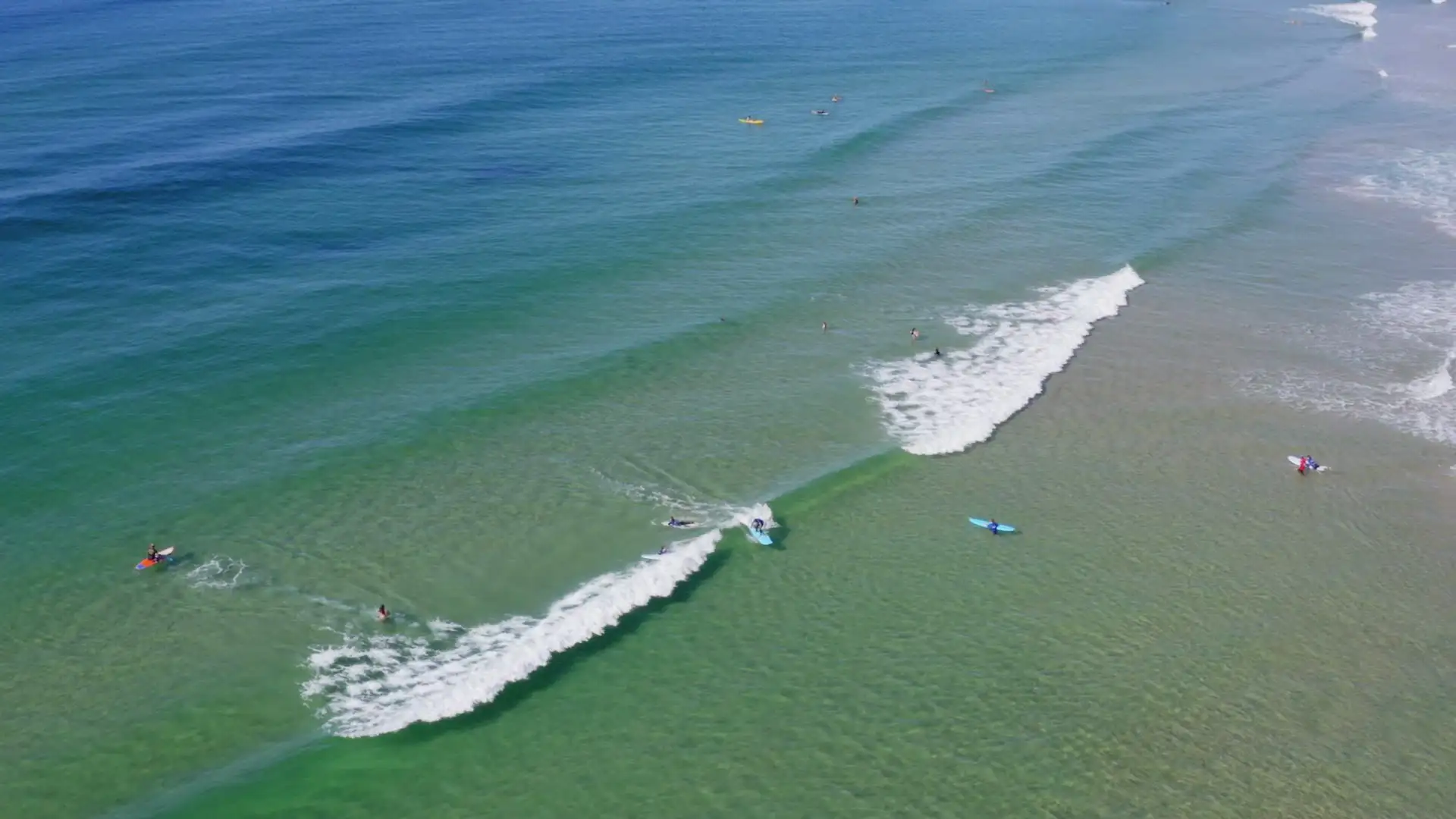 SUNSHINE COAST FOOTAGE